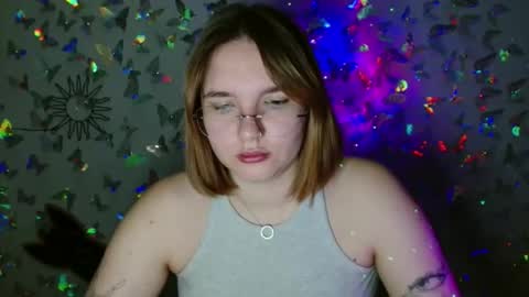 Snapshot of kaitlin_kk chatting on 09-09-25, 09:09 Kaitlin online show from 09-09-25, 09:09