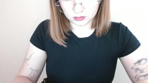 Kaitlin online show from 03-03-26, 12:11