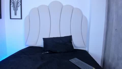 Kaity Lane online show from 01-15-25, 07:59