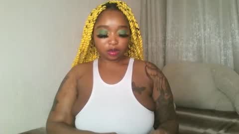 kakey love online show from 12-19-24, 05:07