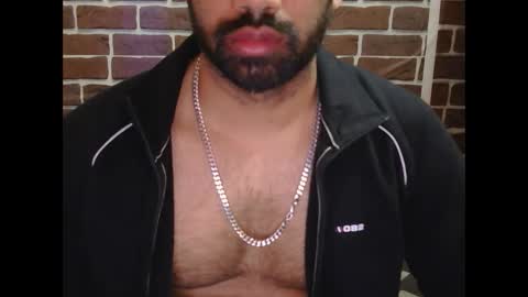 Vicky online show from 12-16-24, 05:17
