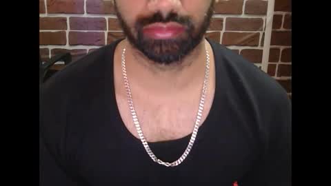 Vicky online show from 12-18-24, 04:20