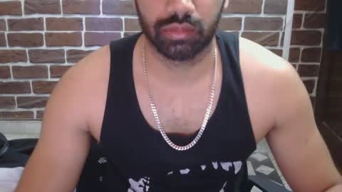 Vicky online show from 12-19-24, 04:34