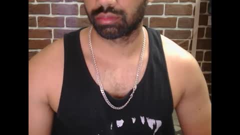 Vicky online show from 12-20-24, 05:57