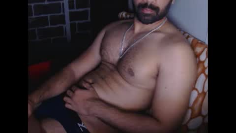 Vicky online show from 12-22-24, 04:59