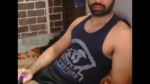 Vicky online show from 12-23-24, 01:45