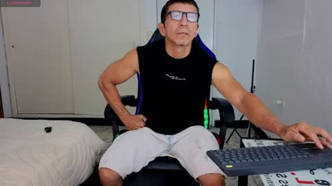 Snapshot of kale_19 chatting on 06-28-26, 10:38 Kale online show from 06-28-26, 10:38