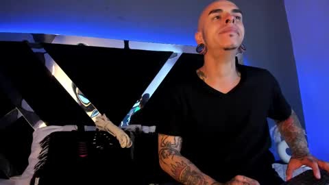 Snapshot of kaletattoos chatting on 02-07-25, 03:01 Kale online show from 02-07-25, 03:01