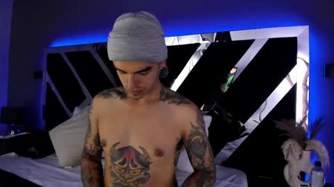 Snapshot of kaletattoos chatting on 03-06-25, 03:02 Kale online show from 03-06-25, 03:02