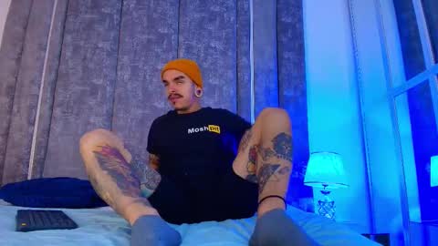 Snapshot of kaletattoos chatting on 09-13-25, 11:10 Kale online show from 09-13-25, 11:10