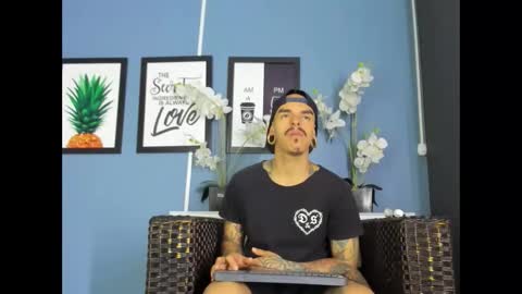 Snapshot of kaletattoos chatting on 09-14-25, 11:42 Kale online show from 09-14-25, 11:42