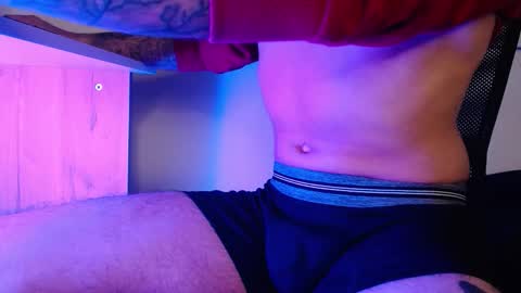 Snapshot of kali_dom chatting on 11-19-25, 09:53 kali_dom online show from 11-19-25, 09:53