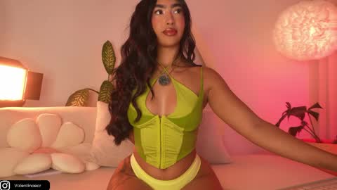 Snapshot of kali_hiill chatting on 04-05-26, 08:33 Sweet Kali online show from 04-05-26, 08:33