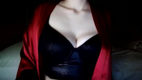 Snapshot of kalieen3 chatting on 03-11-26, 06:08 kaliyen online show from 03-11-26, 06:08