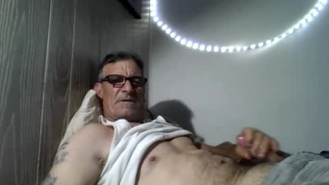 kalifornia91666 online show from 11-03-25, 10:42