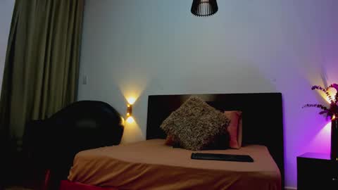 KaliMonroe online show from 01-14-25, 11:31