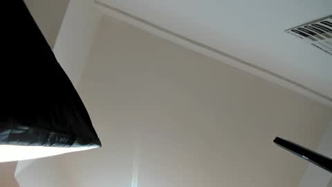 KaliMonroe online show from 01-16-25, 11:37