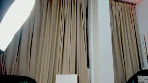 KaliMonroe online show from 02-08-25, 12:17