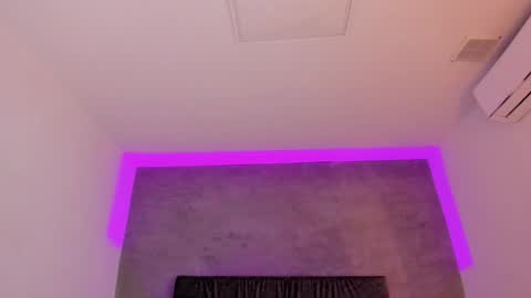Snapshot of kaliopeh chatting on 02-01-25, 05:37 Carolina online show from 02-01-25, 05:37