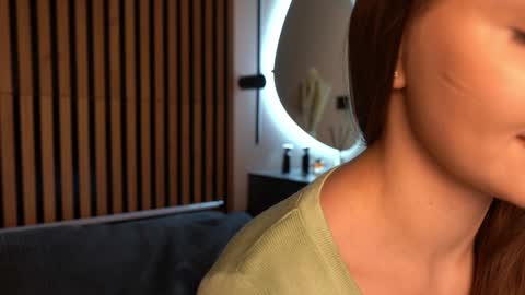 Please call me Kalisa online show from 11-30-25, 01:48