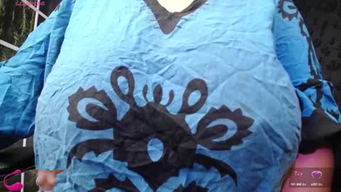 Alisha online show from 09-24-25, 10:07