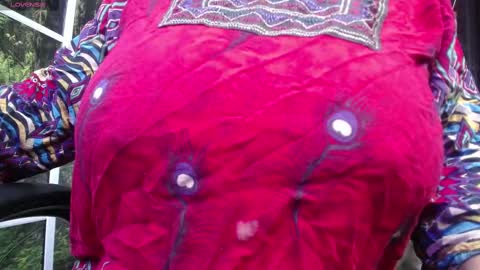 Alisha online show from 10-30-25, 10:06