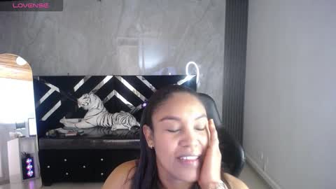 Snapshot of kamala_a chatting on 10-12-25, 01:21 Kamala. Live 2100 - 600 online show from 10-12-25, 01:21