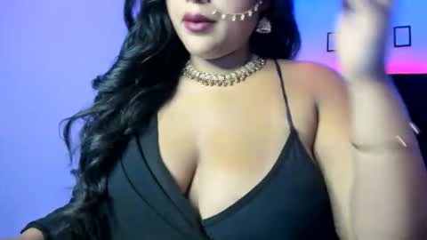 Snapshot of kamala_khan_tx chatting on 05-05-26, 04:48 Online 800 to 1400 online show from 05-05-26, 04:48