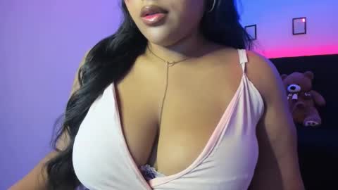Snapshot of kamala_khan_tx chatting on 05-07-26, 05:51 Online 800 to 1400 online show from 05-07-26, 05:51