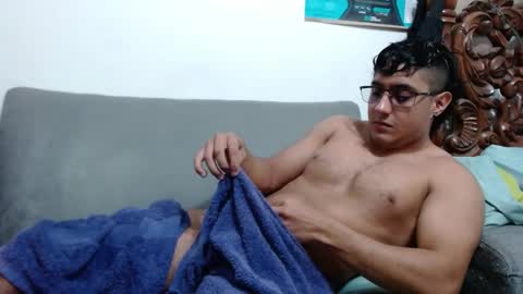kamenov00 online show from 01-26-25, 11:08