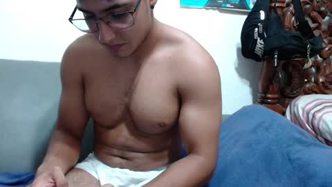 kamenov00 online show from 02-22-25, 12:38