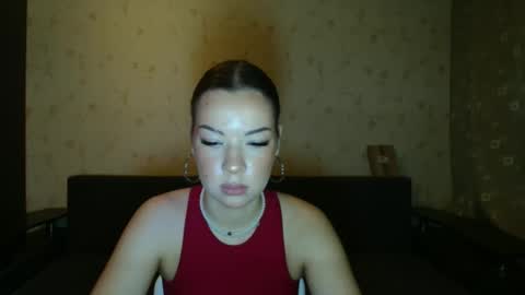 Camilla online show from 09-17-25, 07:21