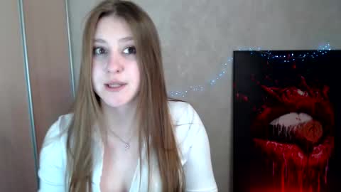 Snapshot of kamilla_love_ chatting on 03-31-26, 03:34 kamilla_love_ online show from 03-31-26, 03:34