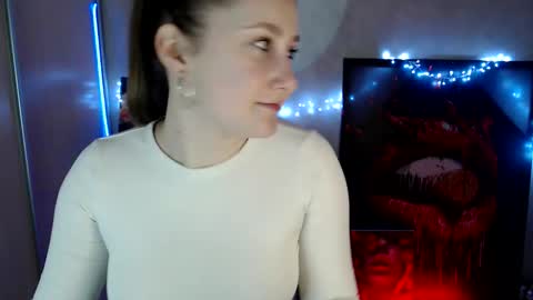 Snapshot of kamilla_love_ chatting on 04-22-26, 12:07 kamilla_love_ online show from 04-22-26, 12:07