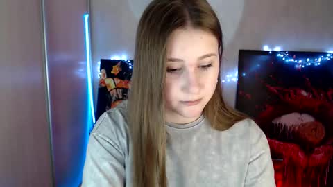 Snapshot of kamilla_love_ chatting on 04-23-26, 11:20 kamilla_love_ online show from 04-23-26, 11:20