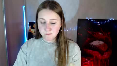 Snapshot of kamilla_love_ chatting on 04-23-26, 12:40 kamilla_love_ online show from 04-23-26, 12:40