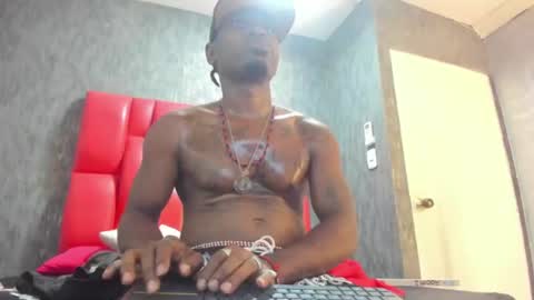 K A M I LO online show from 06-26-26, 04:50