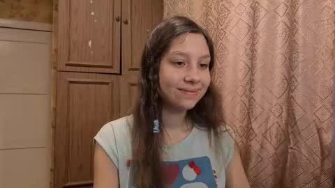 Snapshot of kamisalling chatting on 11-05-25, 02:22 Mari Simmons online show from 11-05-25, 02:22