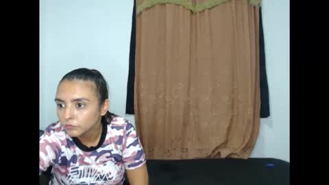 kammy   y   camila online show from 04-21-26, 01:42