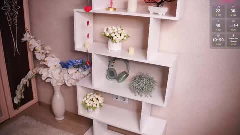 Alice online show from 10-25-25, 03:36