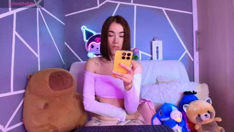 Snapshot of kaoriille chatting on 04-17-26, 03:42 kaoriille online show from 04-17-26, 03:42