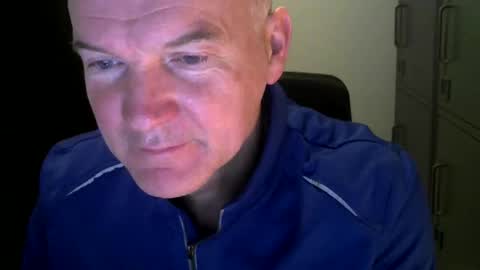 Robbie online show from 12-30-24, 06:09