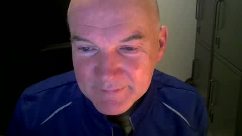 Robbie online show from 01-12-25, 05:45