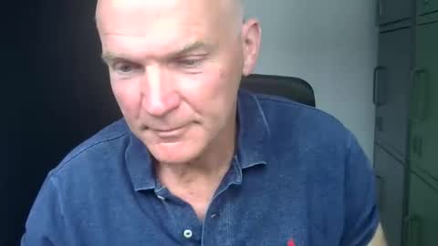 Snapshot of kapitein_rob chatting on 06-08-26, 09:42 Robbie online show from 06-08-26, 09:42
