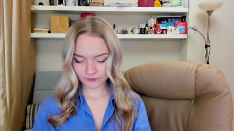 Snapshot of kara_smith_ chatting on 12-05-24, 11:29 Kara. Off from 15th till 24th of December online show from 12-05-24, 11:29