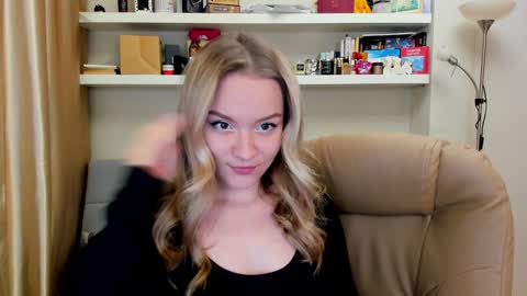 Snapshot of kara_smith_ chatting on 12-11-24, 09:55 Kara. Off from 15th till 24th of December online show from 12-11-24, 09:55