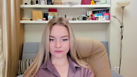Snapshot of kara_smith_ chatting on 01-14-25, 10:23 Kara. Off from 15th till 24th of December online show from 01-14-25, 10:23