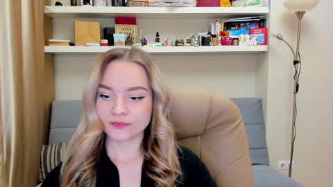 Snapshot of kara_smith_ chatting on 01-17-25, 10:34 Kara. Off from 15th till 24th of December online show from 01-17-25, 10:34
