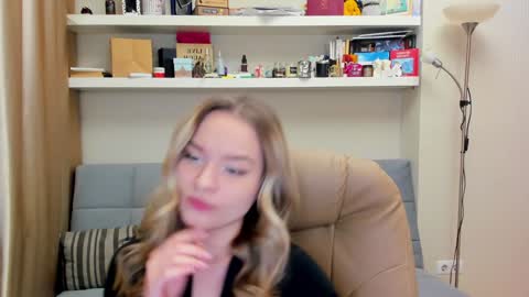 Snapshot of kara_smith_ chatting on 01-24-25, 10:19 Kara. Off from 15th till 24th of December online show from 01-24-25, 10:19