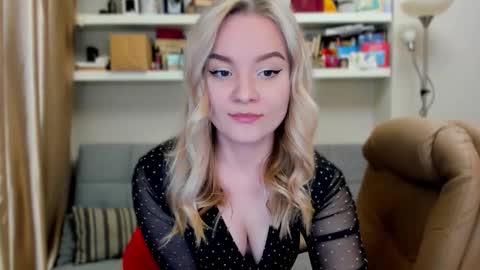 Snapshot of kara_smith_ chatting on 10-03-25, 09:01 Kara. Off from 15th till 24th of December online show from 10-03-25, 09:01